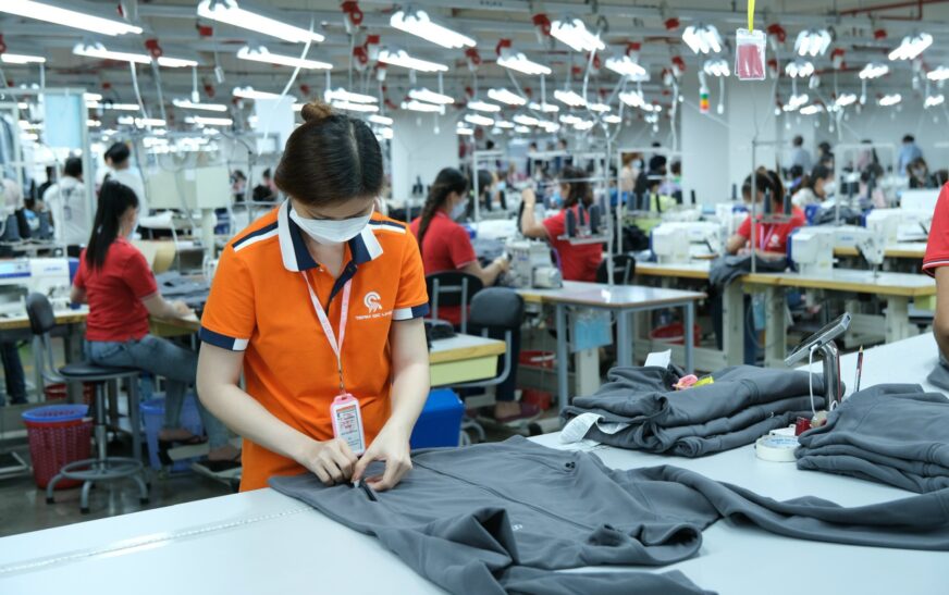 Việt Nam hưởng lợi nhờ thuế mới của ông Trump