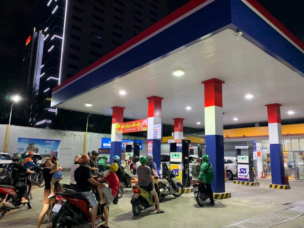 Việc mở lại eo biển Hormuz sẽ không chấm dứt khủng hoảng toàn cầu, nhưng Singapore đang ở vị thế vững chắc
