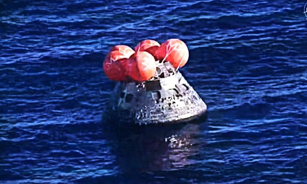 NASA kết thúc thành công sứ mệnh Artemis II, mở đường cho việc đưa người đổ bộ mặt trăng