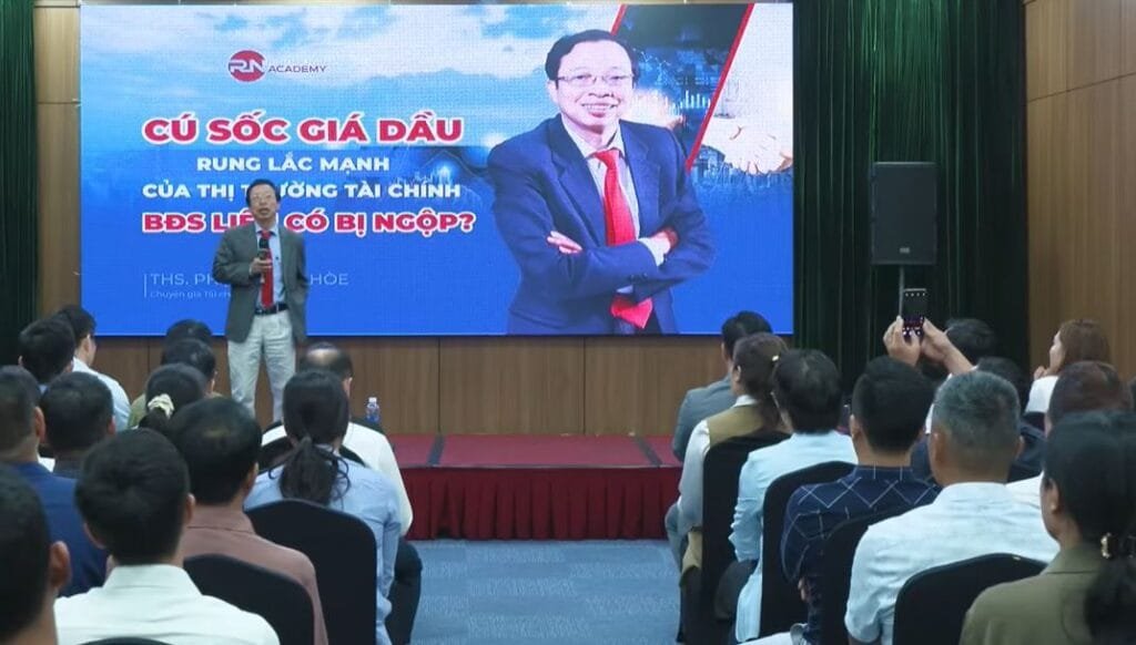 Vì sao có 1 tỷ đồng thì nên sử dụng 350 triệu đồng để mua vàng?