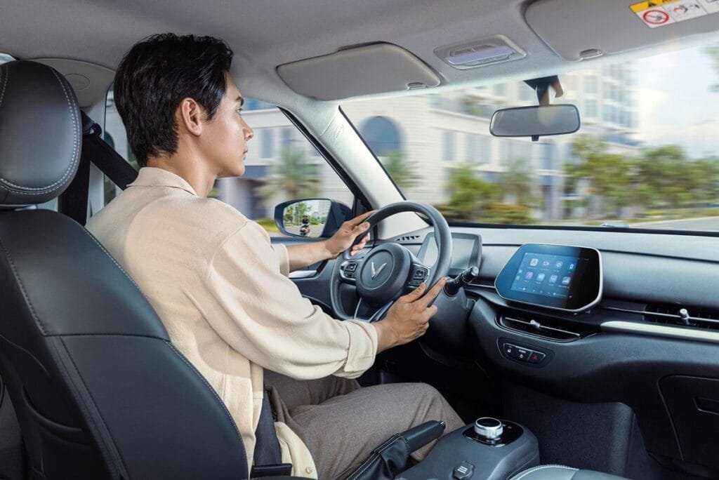 470 triệu cho xe điện ‘bốc’ hơn xe xăng: Có gì trong VinFast VF 5?