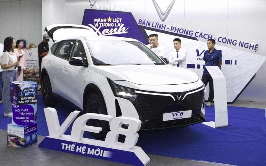 VF 8 thế hệ mới: 500km, 999 triệu – SUV điện Việt nâng tầm đẳng cấp?
