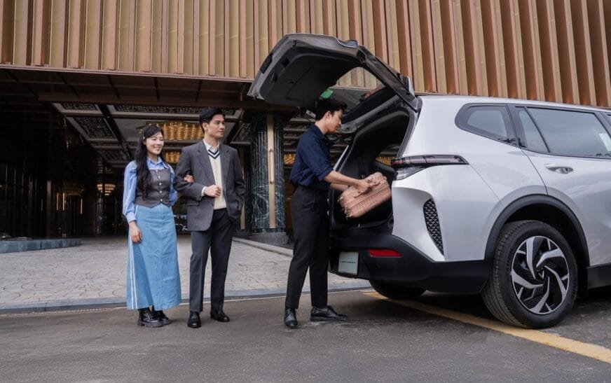 Chọn VinFast Limo Green làm “xe tủ”, tài xế dịch vụ tiết kiệm 100 triệu/năm