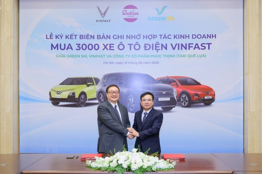 Taxi Quê Lụa mua thêm 2.000 xe điện VinFast, đội xe xanh vượt 3.000 chiếc