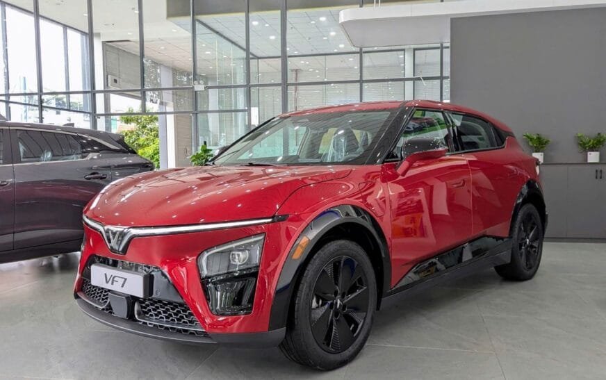 Gần 1 năm lái VinFast VF 7 Eco, chủ xe nói điều ít ai ngờ