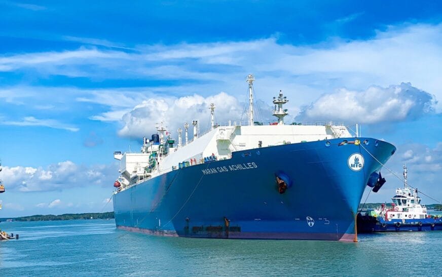 PV GAS ký Hợp đồng mua LNG định hạn đầu tiên của Việt Nam giai đoạn 2027 – 2031