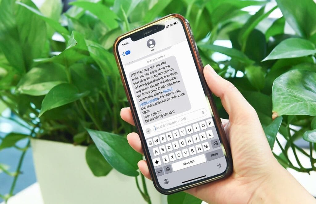 Bật VoLTE tránh gián đoạn liên lạc khi tắt 2G