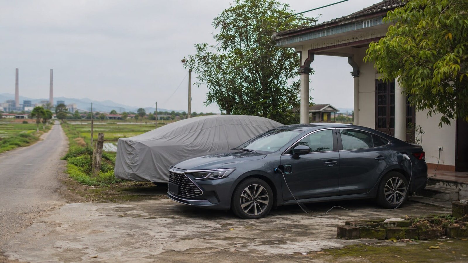 Xe chạy ít, plug-in hybrid hiệu quả cao và lưới điện phát thải lớn là những trường hợp cần tính toán thận trọng trước khi thay sớm. (Ảnh minh họa)