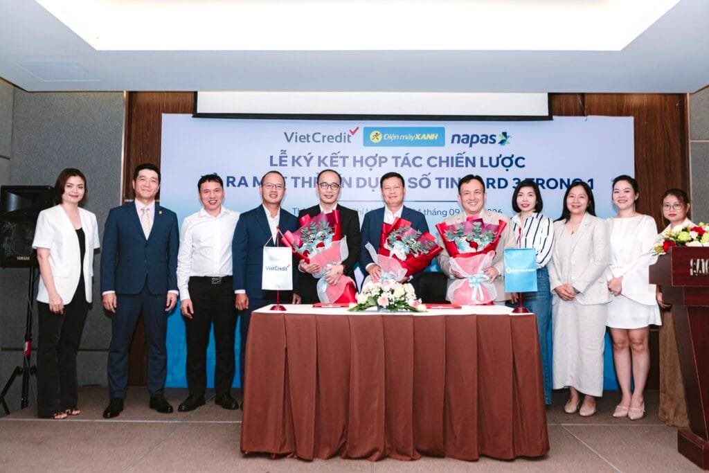 VietCredit cùng Điện Máy Xanh và NAPAS ra mắt Thẻ tín dụng nội địa số TINCard 3 trong 1