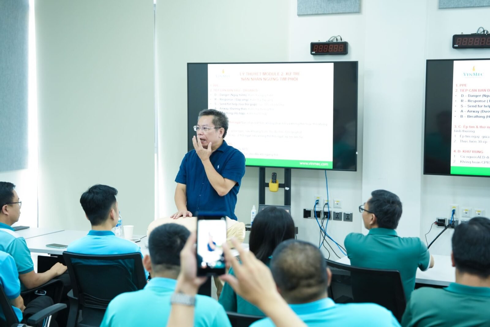 Lớp học đào tạo sơ cấp cứu của Green SM cùng Vinmec và VinUni