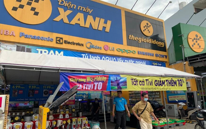 Điện Máy Xanh lấn sân bán sản phẩm AI