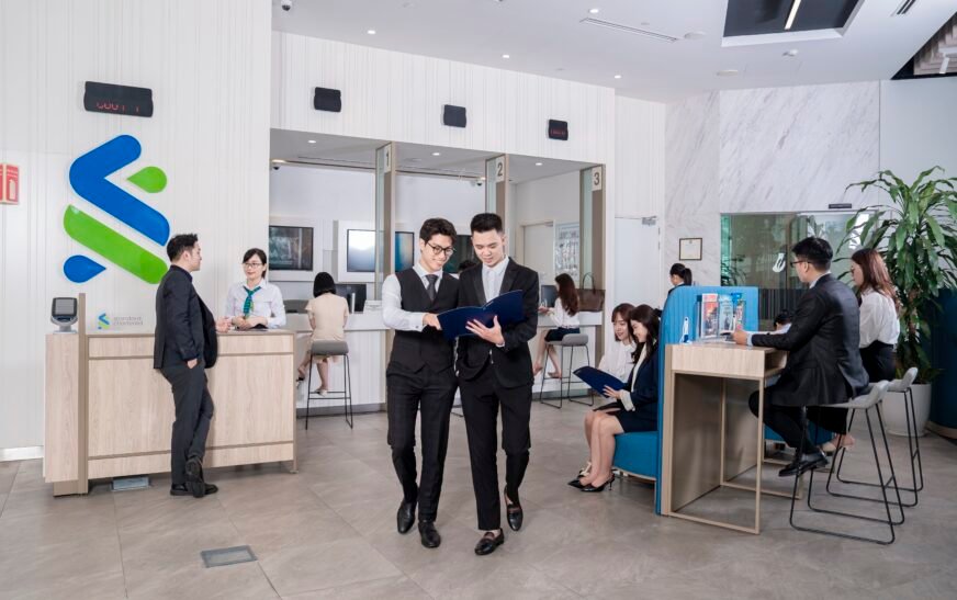 Standard Chartered dự báo Việt Nam ưu tiên tăng trưởng năm 2027, tiềm năng ổn định trong năm 2028