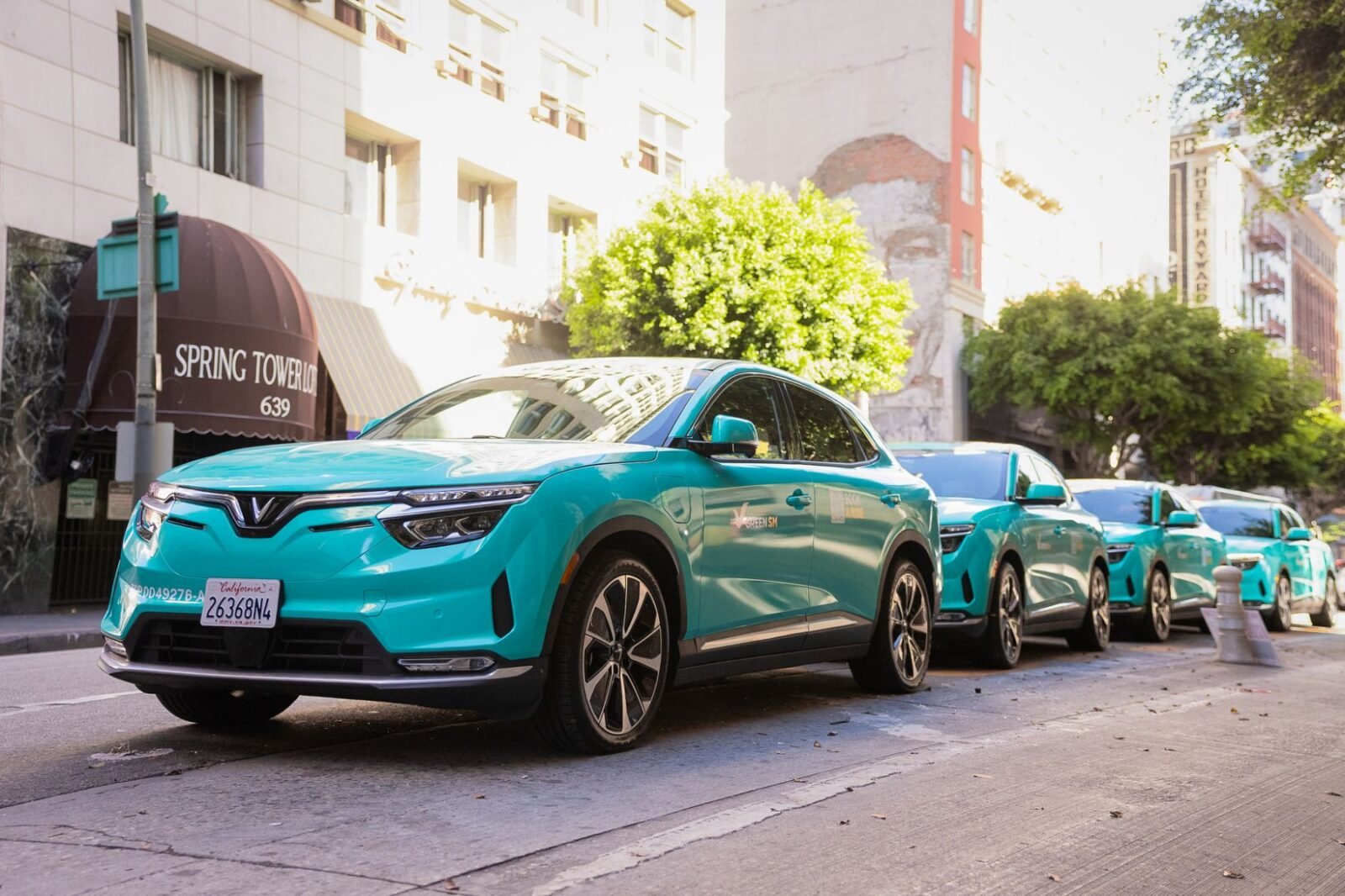 Green SM mang taxi thuần điện Việt Nam đến Los Angeles