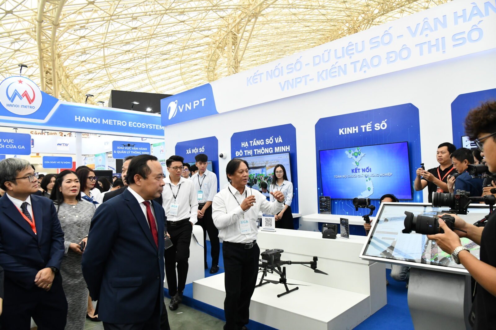 Thiết bị bay UAV của nền tảng UAV VNPT được giới thiệu tại Smart City Asia 2026