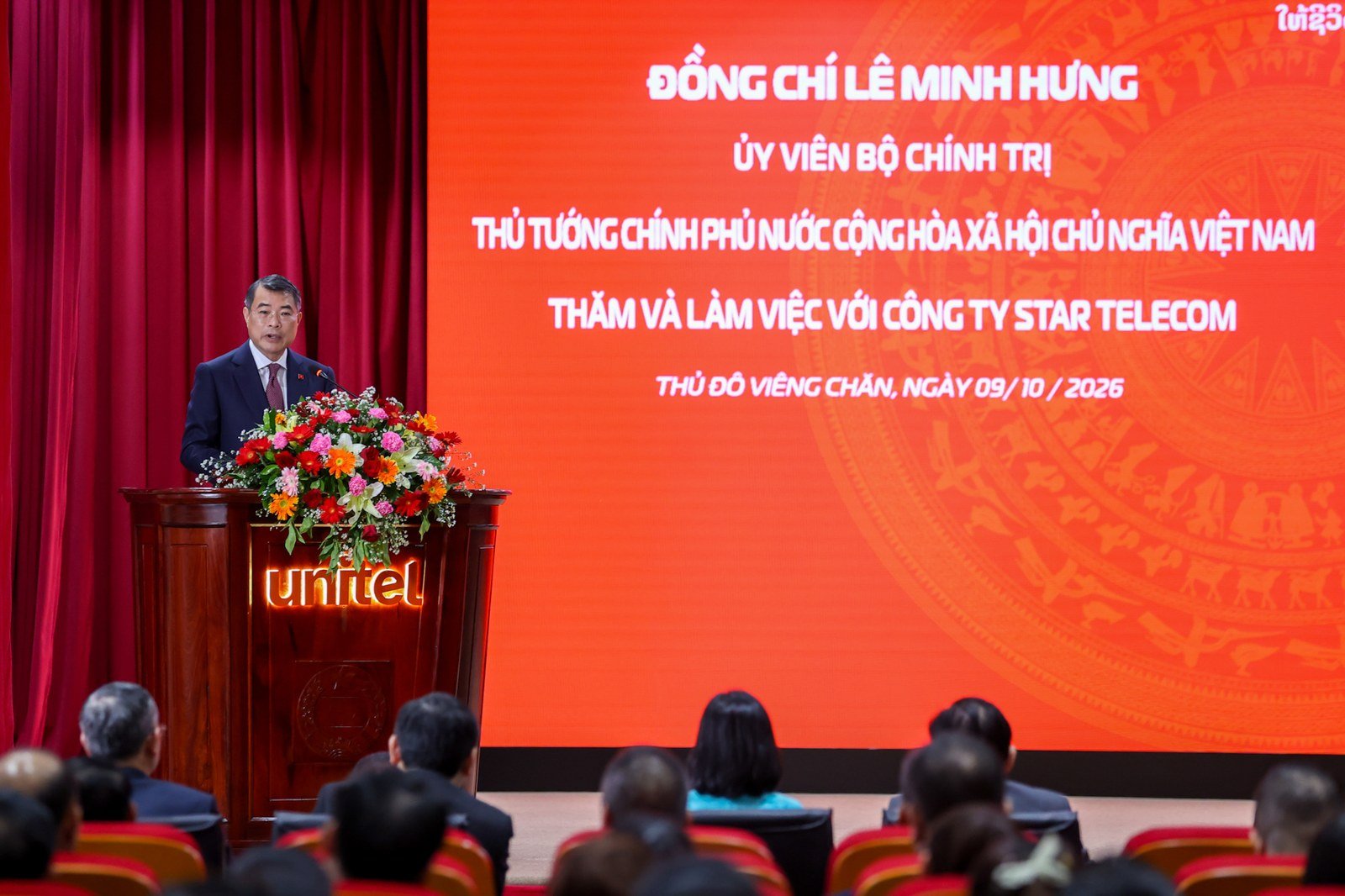 Thủ tướng Lê Minh Hưng phát biểu tại buổi làm việc với Unitel, thương hiệu Viettel tại Lào