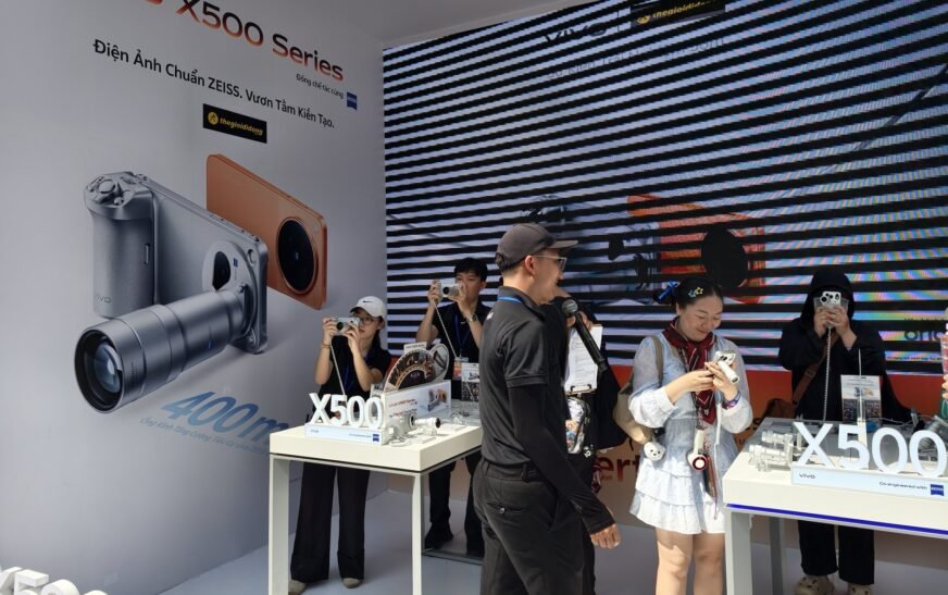 vivo X500 Series và tham vọng trở thành chiếc điện thoại fancam tại concert Anh Trai Vượt Ngàn Chông Gai 2026